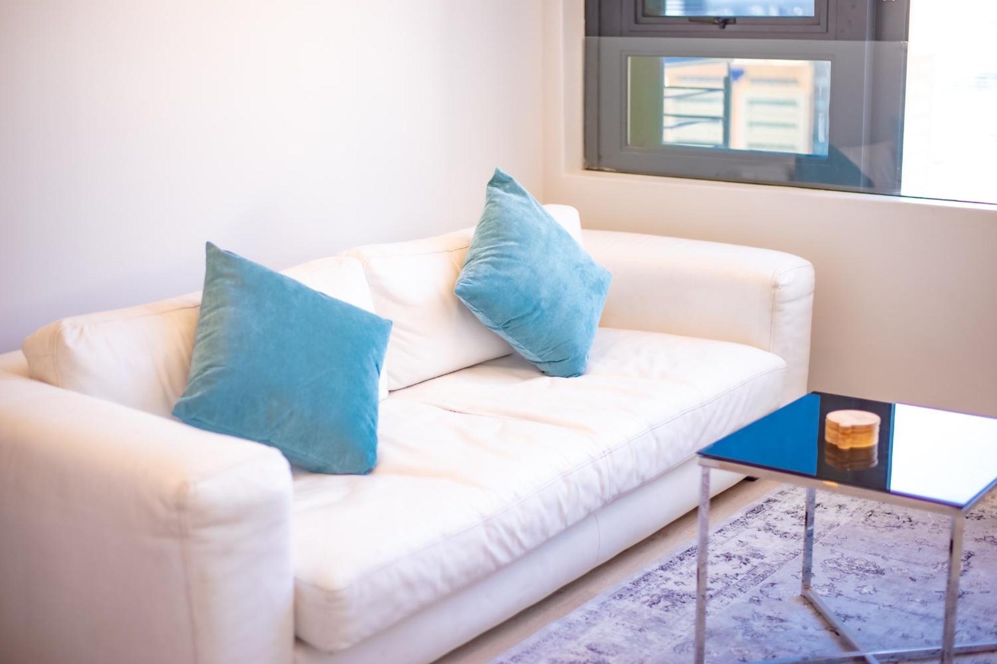 16 On Bree Luxury Studio Apartment With City Mountain Views เคปทาวน์ ภายนอก รูปภาพ